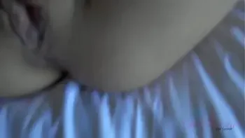 Hookup and bang an amateur MILF back at her place (Creampie)