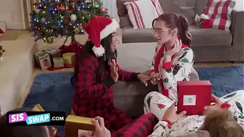 Swap - Horny Studs Surprise Their Teen Stepsisters With Their Dicks In A Gift Box For Christmas