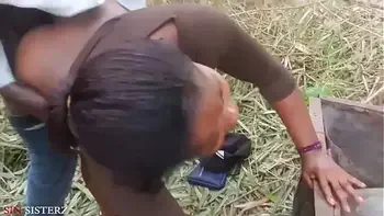 Bush Sex Is The Best So Far With African Gift