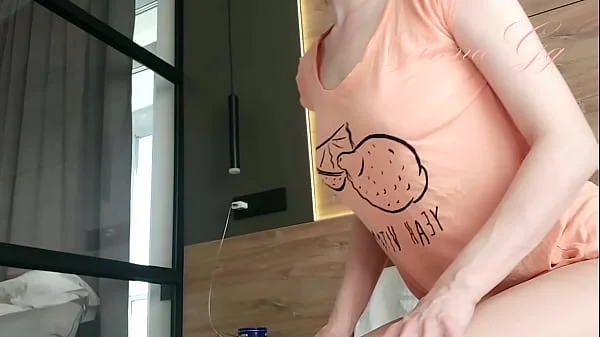 brunette takes off pantyhose and orders to lick her hairy pussy