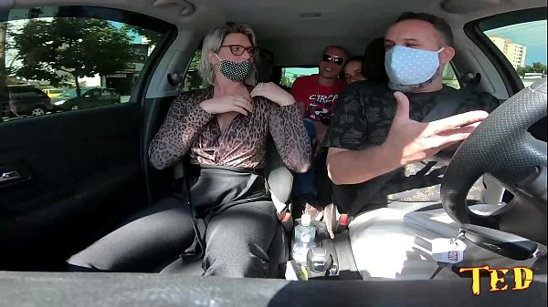 Katharine Madrid entra no carro e participa da carona do Ted #28 - Tony Tigrao - Vagninho