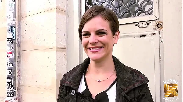 Marie, 28ans, s’essaye à la double pénétration