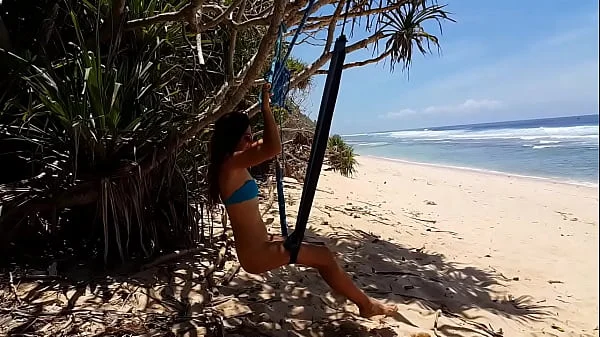 Body fruit paint n Butt plug flashing on Oceanic Beach