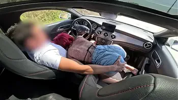 I pick up an unknown girl from a party and she gives me a blowjob until I finish cumming when I take out my penis in the car