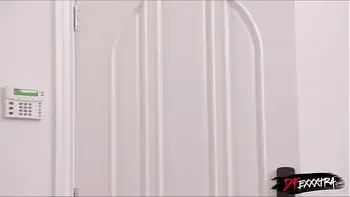 DFExxxtra.com - Jesus Christ dude, your cock is INsane!