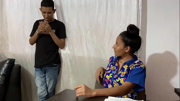 follo con la profesora para que me suba las notas y no poder reprovar el año escolar