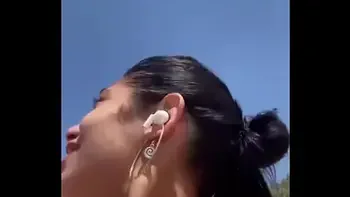 Big Dick Flash to She Likes on the Beach