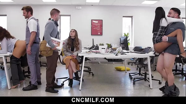 Employees Can Fuck Anyone in The Freeuse Office - Cncmilf