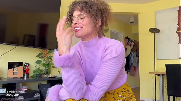 Stepmom Plays With Impatient Virgin