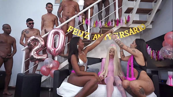 Larinha Small's 20 years anniversary fuck party : she gets fucked by 7 guys for the first time (DAP, 7on1, Anal, Monster Cock, 0% pussy, real birthday party, ATM) OB317