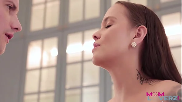 Stepmom Jennifer Mendez Wants To Breed S3-E10