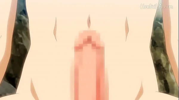 linda chica rubia en la playa hentai