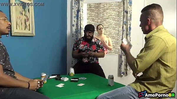 Esposa infiel, mama o leitinho do amigo do marido