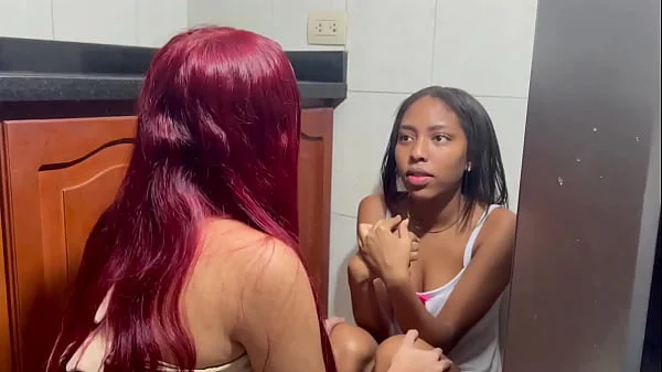 ¡no me folles soy Hetero sexual ¡ mi hermanastra descubre mi verdadera orientacion sexual.-HL