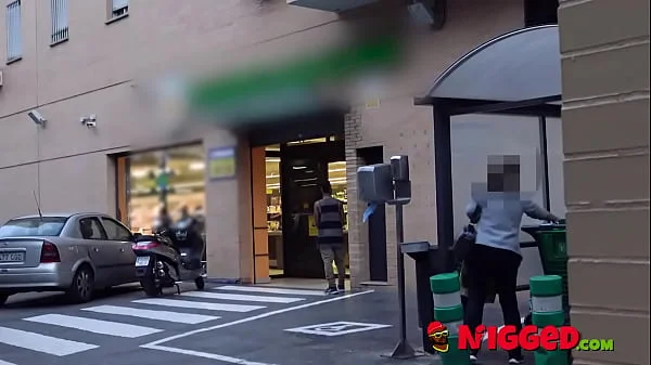 Busty Pandora Vicius and her ultimate challenge: Will you seduce a random guy in the street?