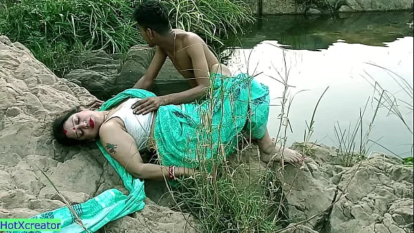 Indian Hot Aunty Hardcore sex at Open Place with Young Boy!! Best Indian Sex