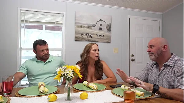 Cheating StepMom Sucks StepSons Big Cock When I go to watch the game