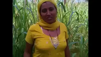 Ladki khet me with hindI audio