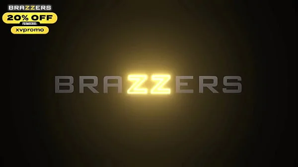 Anal Surprise Sara Diamante / Brazzers/ Enter XVPROMO on official site for discount