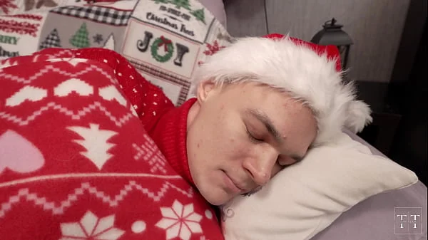 It's a Christmas miracle his giant cock didn't tear me apart