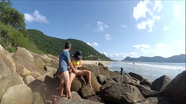 Passers-by were outraged, but she continued to suck and beg to fuck her ass