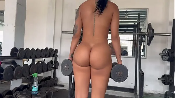 I do my exercise routine without clothes and in the company of a transgender girl - MAY HERNANDEZ