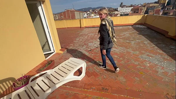 HOT WIFE HIDING WITH THE NEIGHBOR IN THE LAUNDRY ROOM - I WANT TO SUCK AND CUM IN MY MOUTH