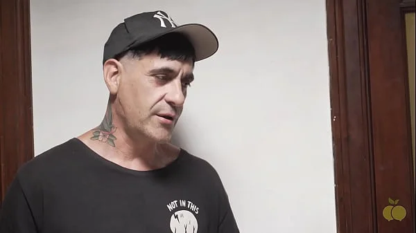 I send my husband to the bank to suck the pizza delivery guy's dick