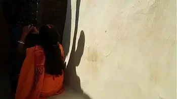 18 sal ki Badi Gand Wali sauteli bahan ki chudai