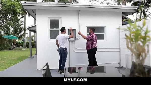 Hot Body Milf Cheats On Husband With Sexy Stepson