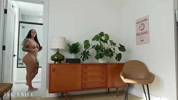 BIG BOOTY roommate swallows my dick with her ASS AND THROAT - Roxanne Roselle