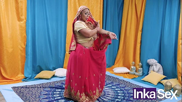 Chudai - Madrastra India tetona se folla al novio de su Hijastra y le dejan el coño lleno de leche.
