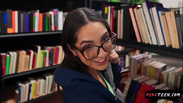 Risky Sex in Class Beside Clueless Classmates – PervTeen