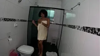 A carioca voltou e muito melhor no anal