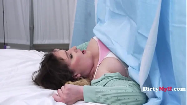 Hang In There I Trust This Doctor - Katie Kinz, Danny Mountain