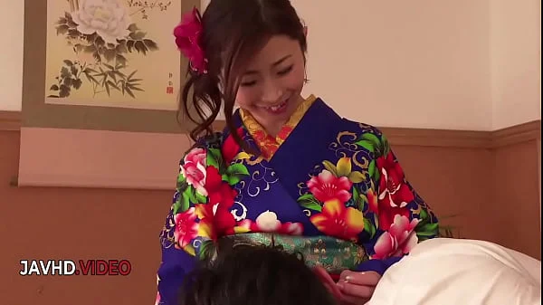 Seductive Asian babe in Kimono gives steamy Japanese blowjob live on camera