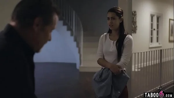 Babysitter teen makes a generous deal with the