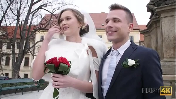 HUNT4K. Il diritto di scoparmela durante la prima notte era mio