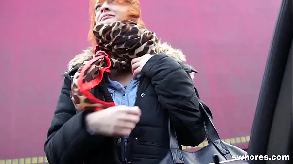 Amateur redhead street whore loves outdoor cock sucking