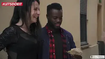 LETSDOEIT - Kinky Pornstar Jade Presley Seduces And Fucks Amateur BBC with GF Watching