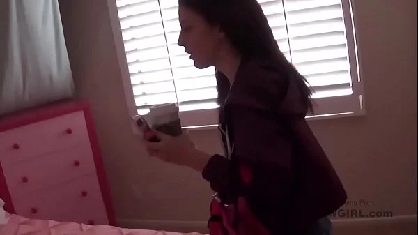 New Teen comes at modeling audition and gets fucked