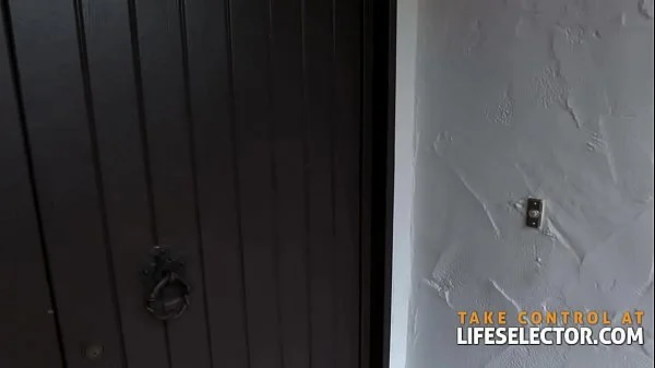 How I met my girlfriend: Adriana Chechik & Abigail Mac