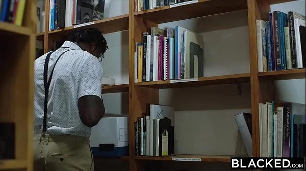 BLACKED This BBC queen finds black nerd with huge cock