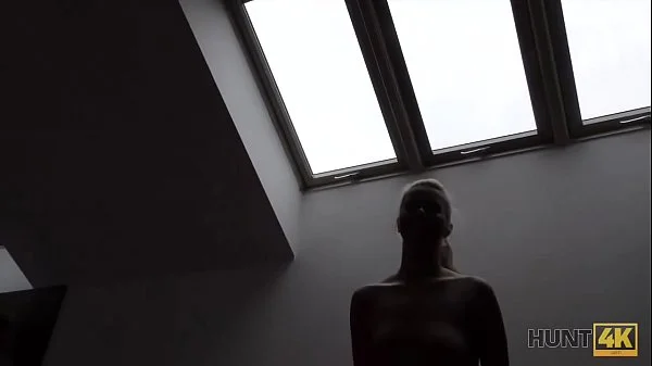 HUNT4K. Cuando BF recibe dinero en efectivo, no le importa hacer trampa