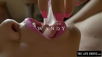 Sweaty latino girl masturbates with ice cubes