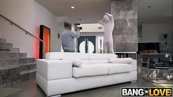 Krissy Lynn Takes On 18 Inches