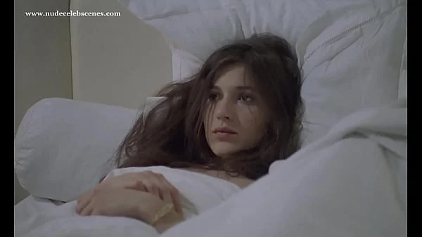 Caroline Ducey in Romance (1999)