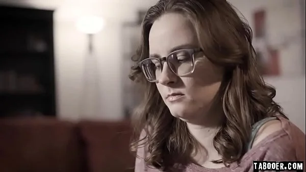 Jay Taylor has phobia against sex and body contact and seeks help from her therapist Angela White which has a very unorthodox way of curing Jay Taylor