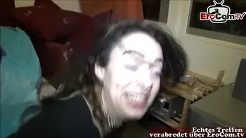 kleine deutsche junkee schlampe ohne gummi sex mit creampie