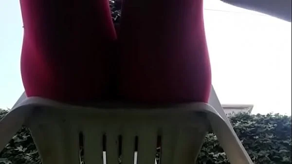 In a public garden I squirt inside my yoga pants don't make me make noise with this vibrator!